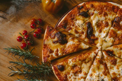 Capicus Pizza (कैपिकस पिज्जा)
